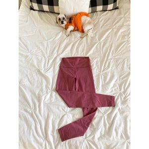Lululemon leggings